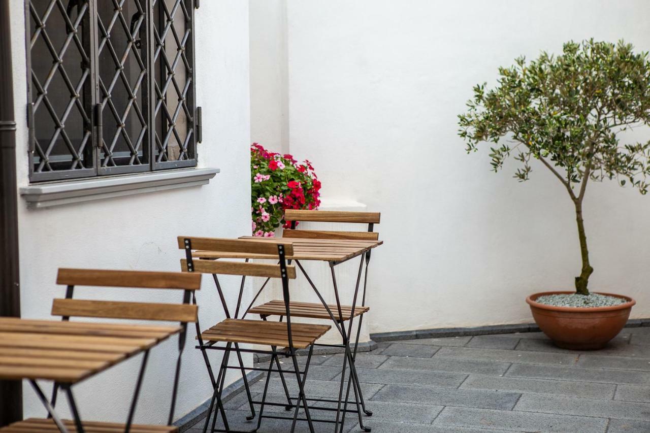 La Casetta - Rooms & Garden San Ferdinando Exterior photo